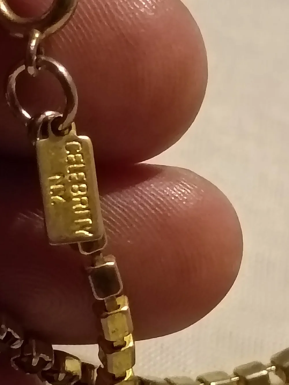 Gold-Tone Necklace with Pink Cameo Pendant